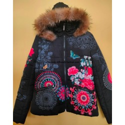 manufacturer dropshipping Original printed short padded coat with fur hood
